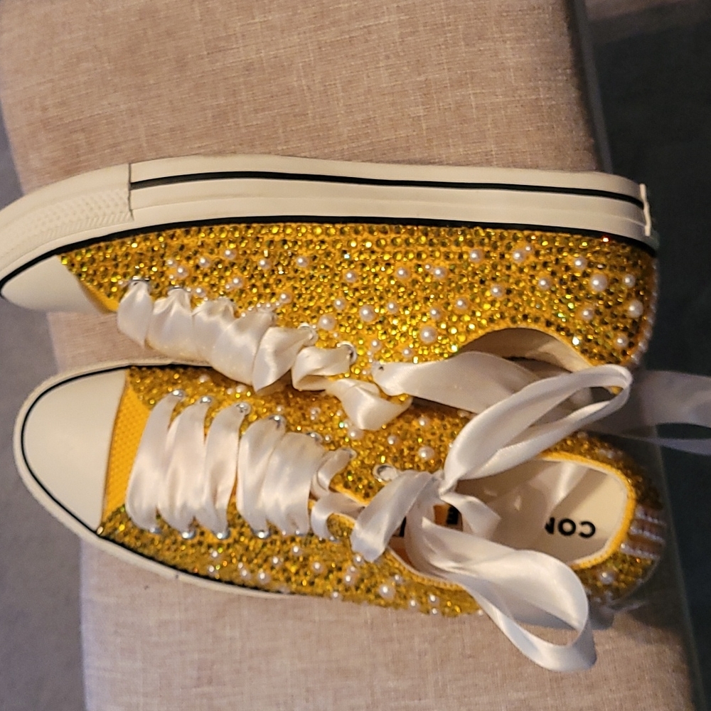 Converse Custom - Picture 2 of 5